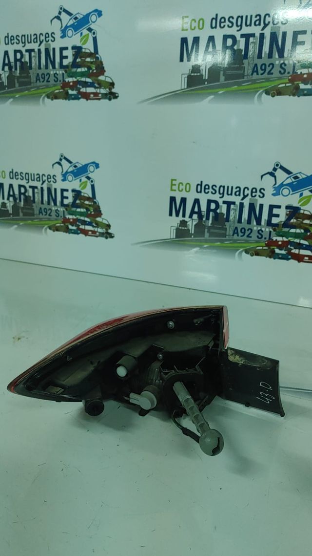 Piloto Trasero Derecho Renault Clio V