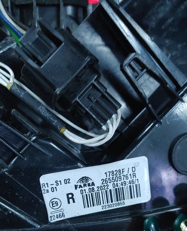 Piloto Trasero Derecho Renault Clio V