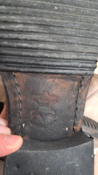 Stivaletti grigi con fibbia