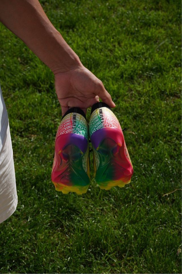 Botas de fútbol Nike Mercurial talla 41