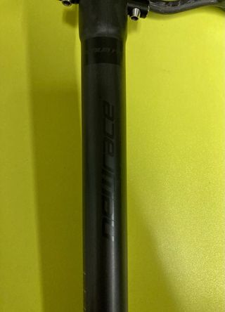 Espigão Selim New Race e Selim Syncros Carbono