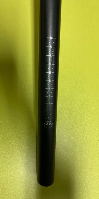 Espigão Selim New Race e Selim Syncros Carbono