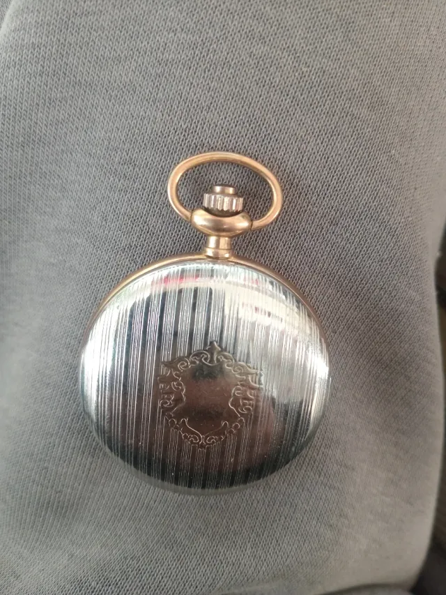 Reloj de bolsillo antiguo