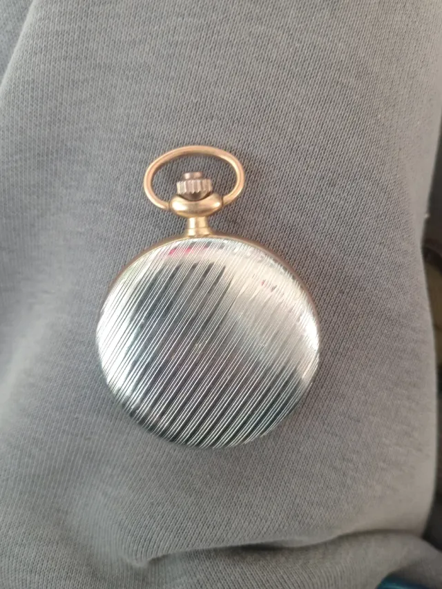 Reloj de bolsillo antiguo