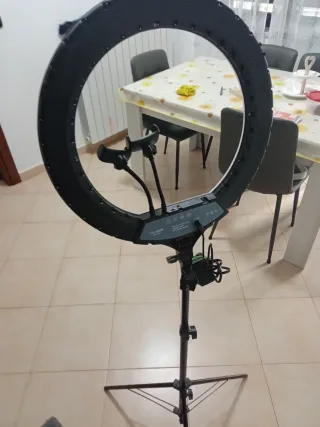 Ring light Andoer con supporti