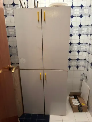 Armarios esquineros madera verde y morado