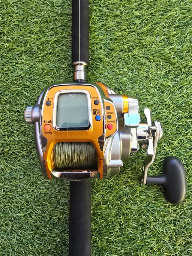 Daiwa Megatwin Seaborg 500MT Carrete Eléctrico
