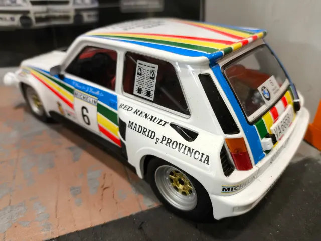 Réplica de carro de rally Renault 5 Turbo Carlos Sainz