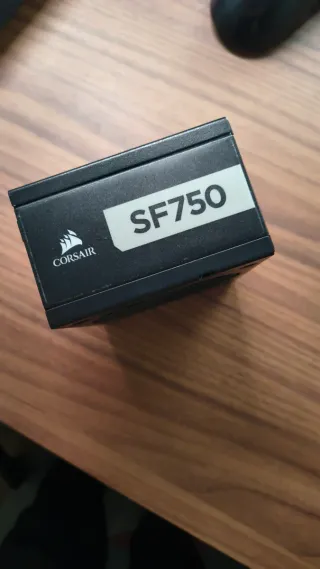 Corsair SF750 SFX 80+ Platinum