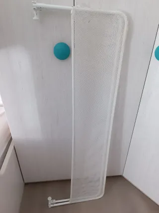 Barrera de seguridad para cama infantil