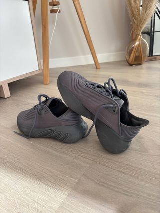 Adidas adifom SLTN gris talla 36