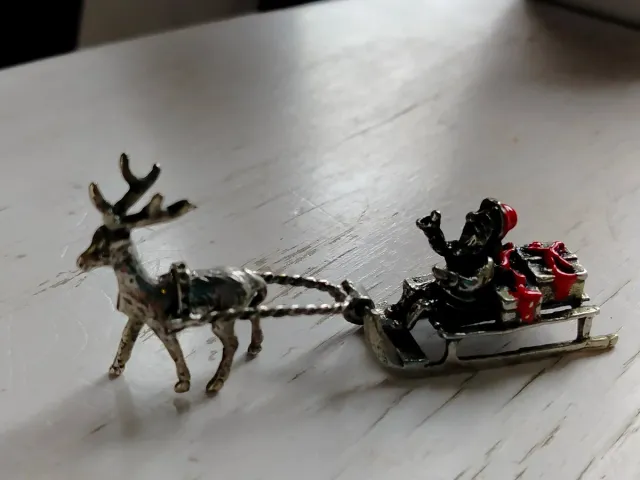 Miniatura Babbo Natale con slitta renna in argento
