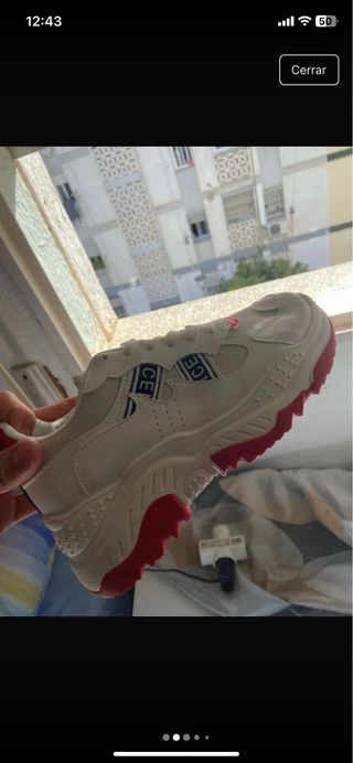 Zapatos blancos, perfectos para mujer o niña