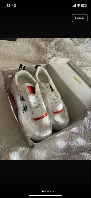 Zapatos blancos, perfectos para mujer o niña