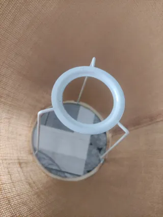 2 Tulipas para lámpara de tela de yute.6€ ambas.