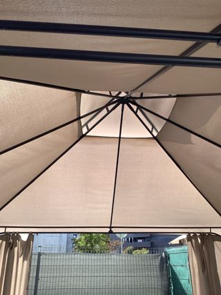 Pérgola 3x3 Beige y Marrón