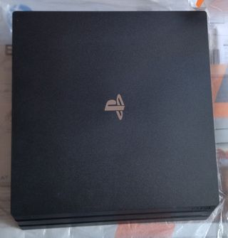 PS4 Pro FW 12.52 1TB (Consola y cables) Sony