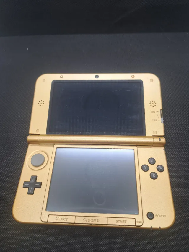 Nintendo 3DS XL Gold Edición Zelda