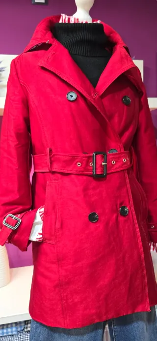 Gabardina El Corte Inglés Roja Talla 42