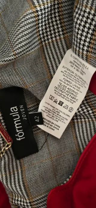 Gabardina El Corte Inglés Roja Talla 42