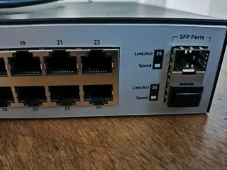 Switch HPE OfficeConnect 1920S 24 Puertos