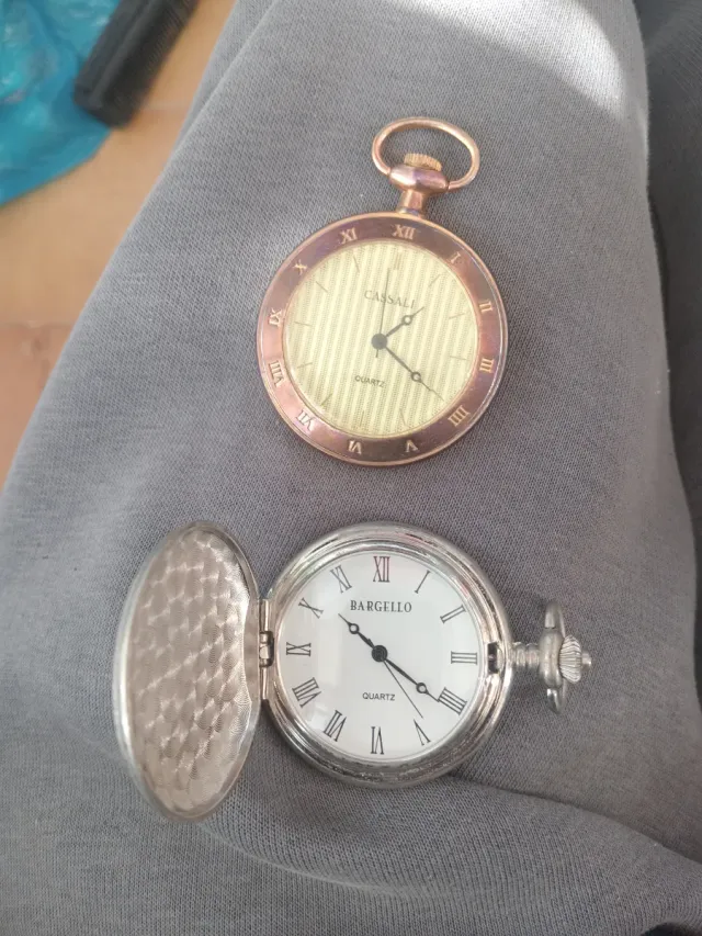 2 Relojes Cassali Oro y Plata
