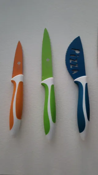 Set coltelli colorati