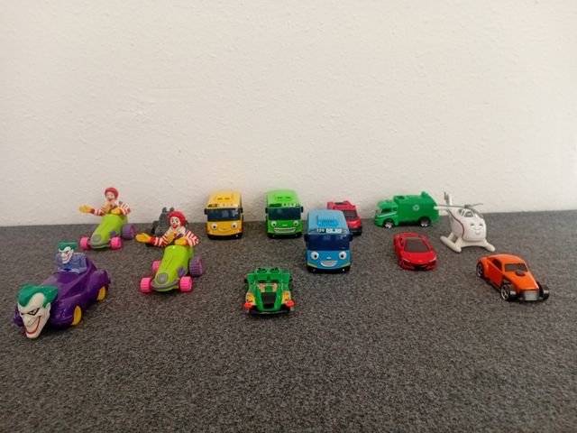 Set di auto giocattolo