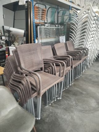 Sillas de ratán y aluminio 2ª mano