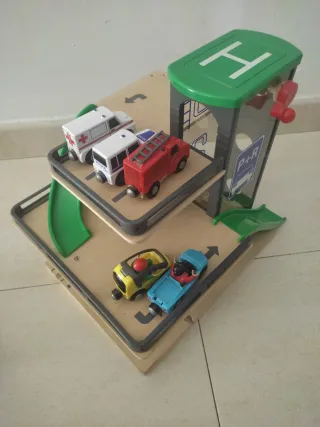 Pizarra magnética Infantil y Juguetes varios.