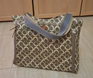 Bolso bebé con compartimentos