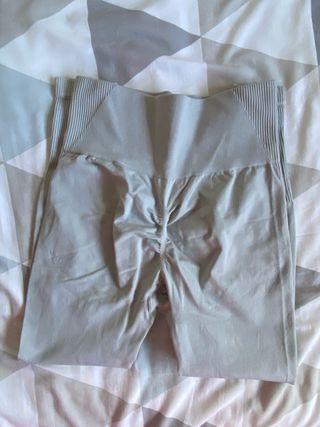 Mayas grises deportivas