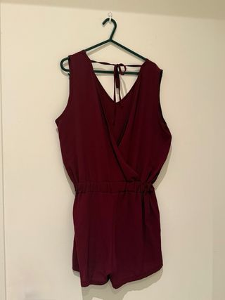 Mono corto sin manga ciruela