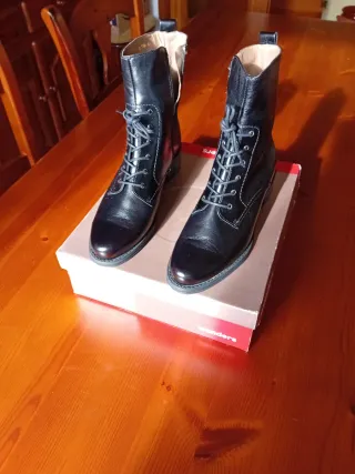 Botas WONDERS negras talla 40 nuevas