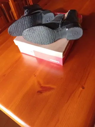 Botas WONDERS negras talla 40 nuevas