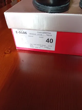 Botas WONDERS negras talla 40 nuevas