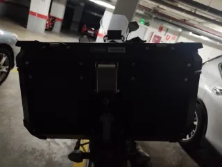 Baúl Givi Trekker Outback