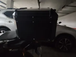 Baúl Givi Trekker Outback