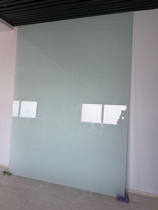 Cristal separador oficina/habitación  Medidas 3x2