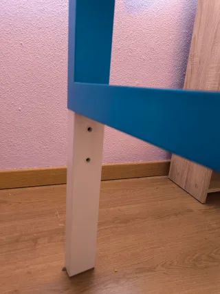 Escritorio patas regulables en altura