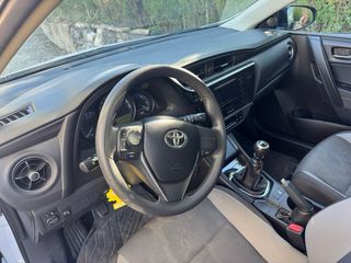 Toyota Auris 1.4 Diesel