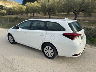 Toyota Auris 1.4 Diesel