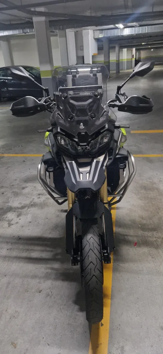 Moto Trail voge 900 dsx