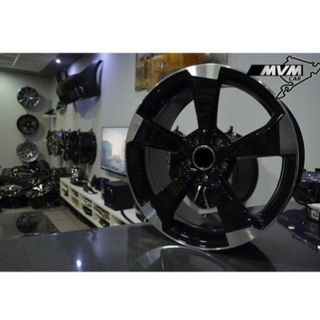 Juego de 4 Llantas 18 New RS3 Black AU006