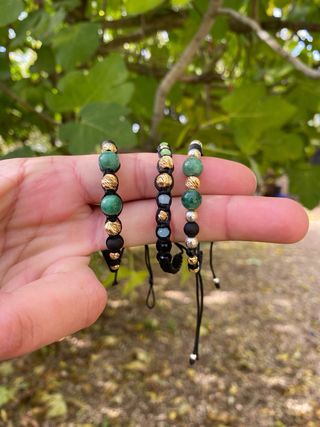 Pulsera artesanal oro 18k, plata y esmeralda