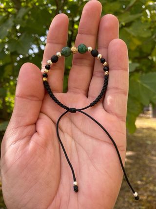 Pulsera artesanal oro 18k, plata y esmeralda