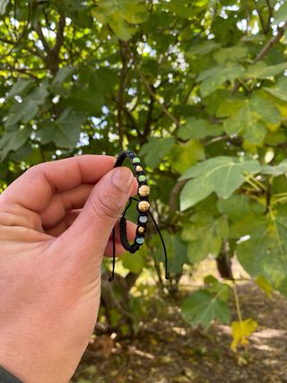 Pulsera artesanal oro 18k, plata y esmeralda