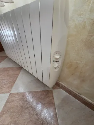 Radiador Eléctrico Ferroli 1800w