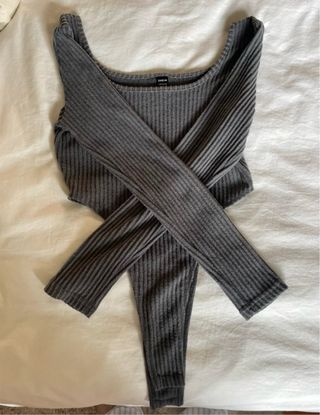 Body gris SHEIN manga larga