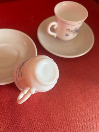 2 Tazas Arcopal de café con flores azules